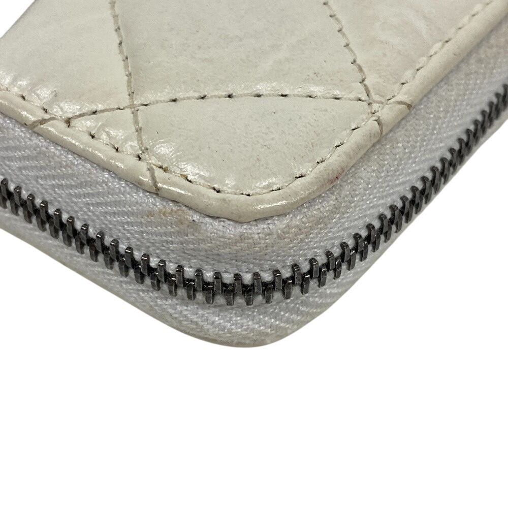 Chanel Gabriel Zip Around Coin Case Wallet Purse White — view 3