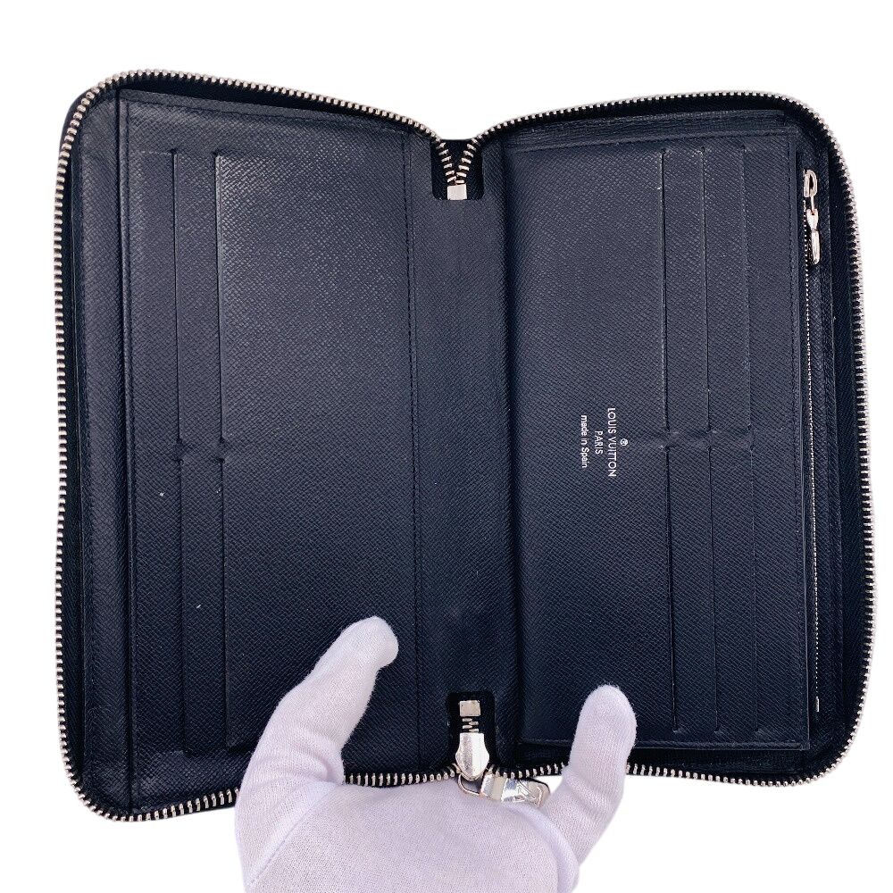Louis Vuitton Zippy Organizer Taiga Wallet Card Holder Coin Purse Black — view 5
