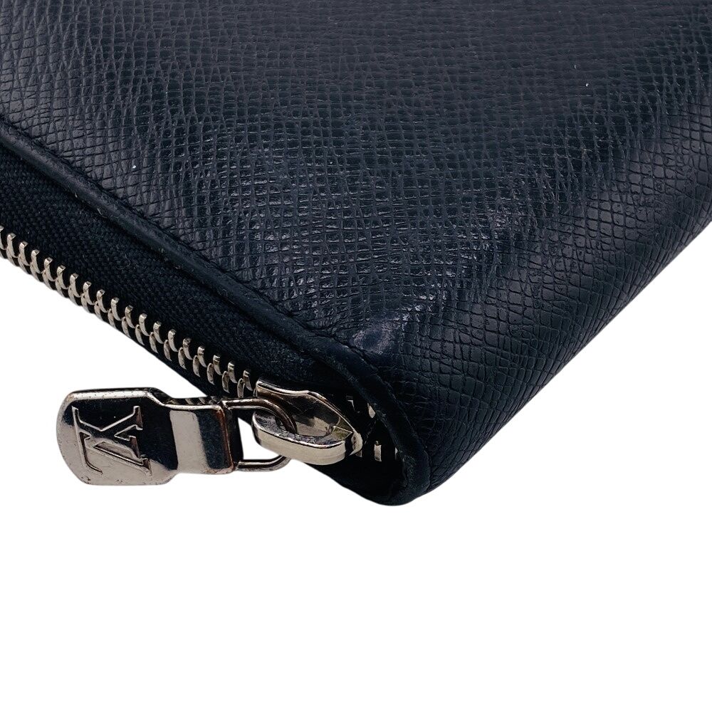 Louis Vuitton Zippy Organizer Taiga Wallet Card Holder Coin Purse Black — view 3