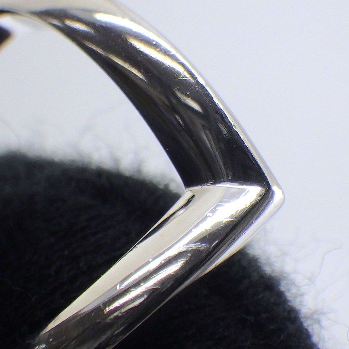 Louis Vuitton Ring LV Diamond — view 5