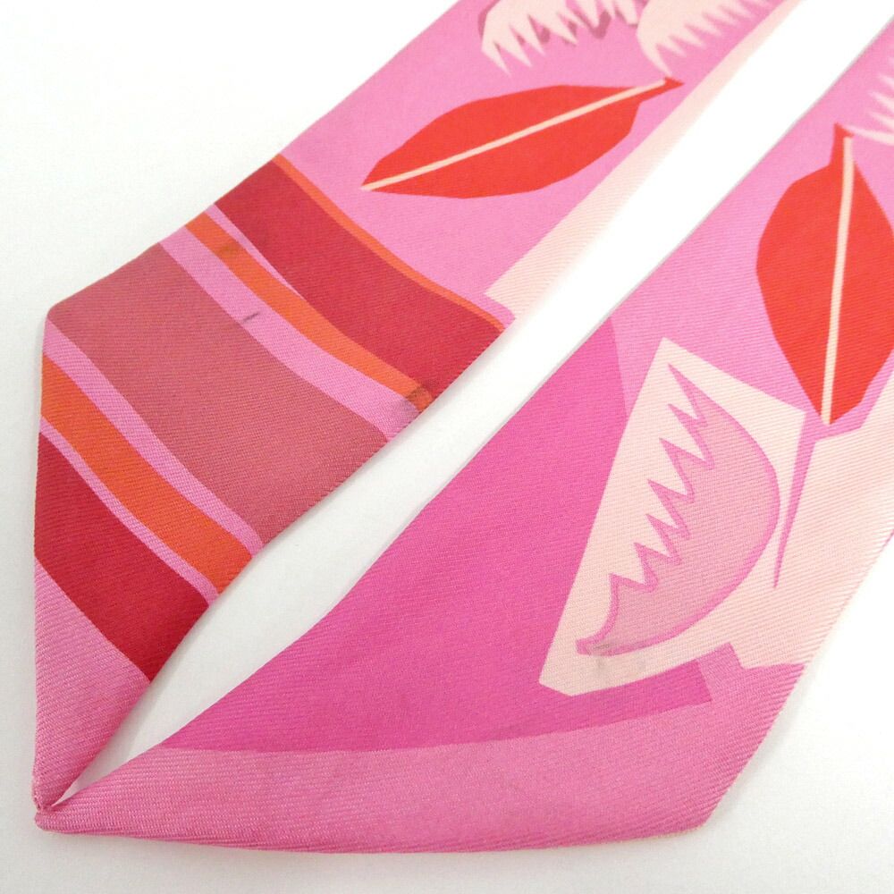 Hermes Tsuiri Pink Sea Surf and Fun Silk 100% Surfboard Pattern Scarf — view 5