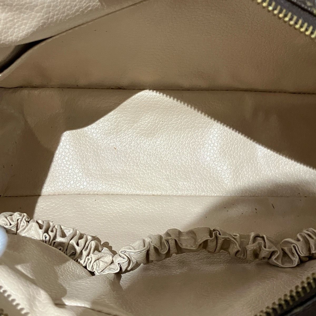 Louis Vuitton Trousse 28 Monogram Clutch Canvas — view 5