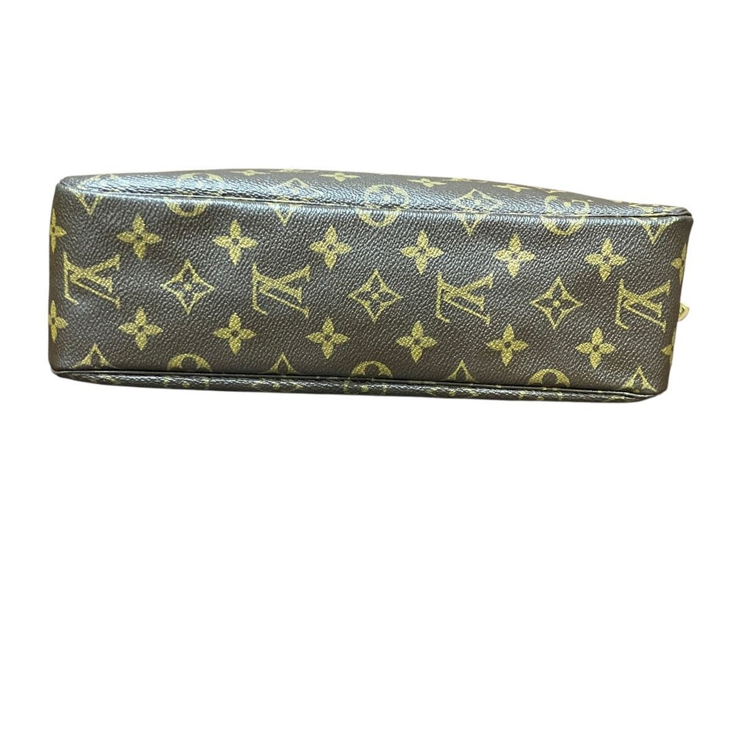 Louis Vuitton Trousse 28 Monogram Clutch Canvas — view 3