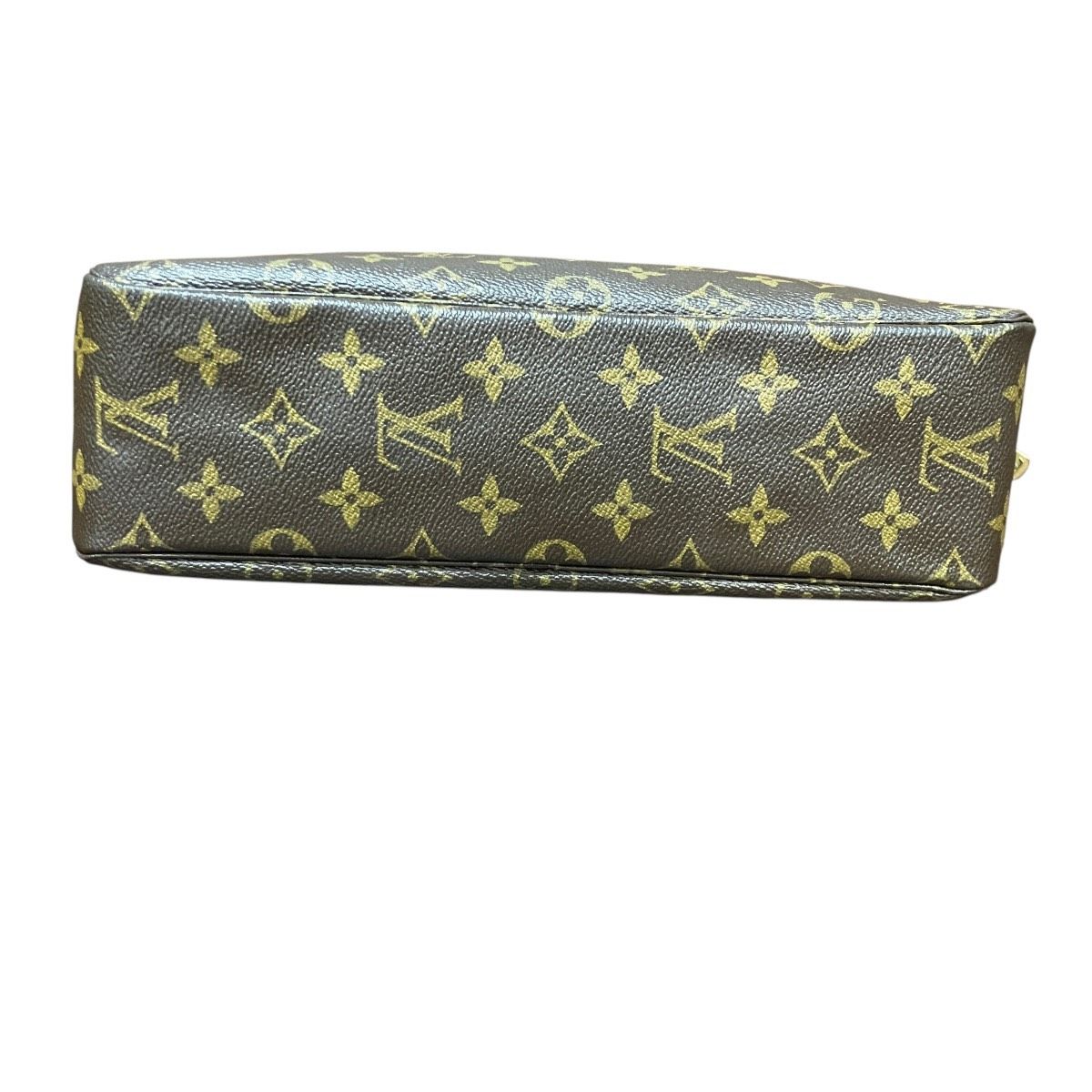 Louis Vuitton Trousse 28 Monogram Clutch Canvas — view 3