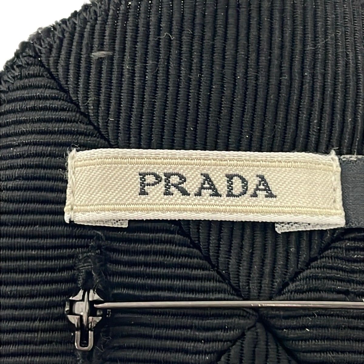 Prada Brooch Black Green Orange — view 3