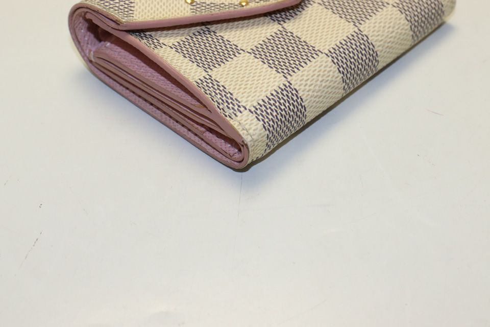 Louis Vuitton Damier Azur Zoe Leather Trifold Wallet — view 5