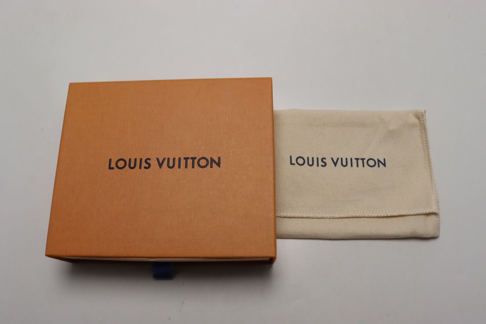 Louis Vuitton Damier Azur Zoe Leather Trifold Wallet — view 8