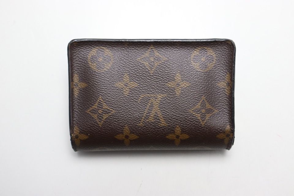 Louis Vuitton Monogram Giant Reverse Juliette Leather Bifold Wallet — view 2