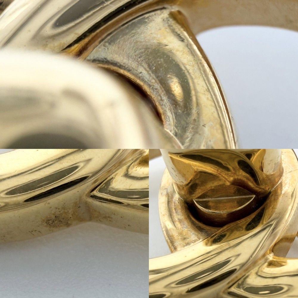 Chanel Brooch CC Logo Turnlock — view 6