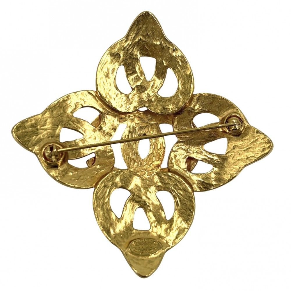 Chanel Brooch CC Logo Vintage Gold Plated — view 2