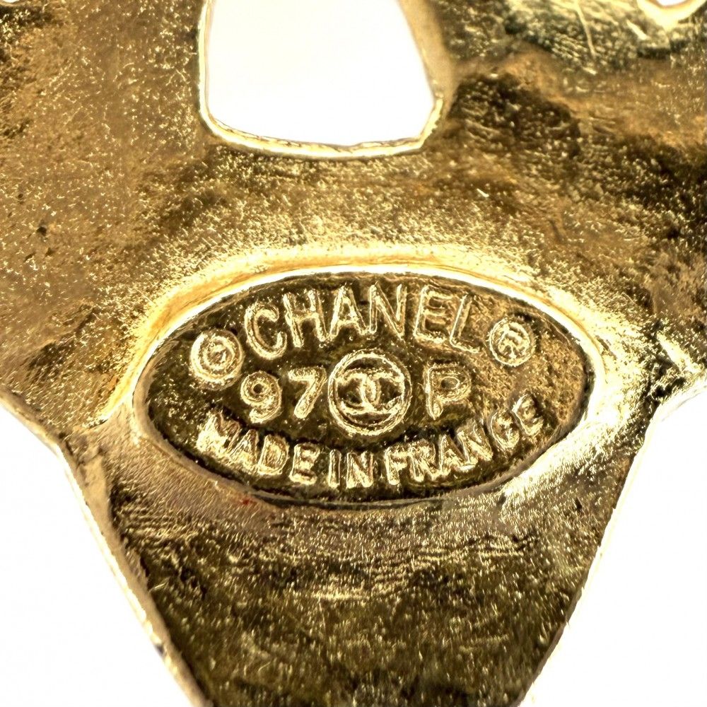 Chanel Brooch CC Logo Vintage Gold Plated — view 3