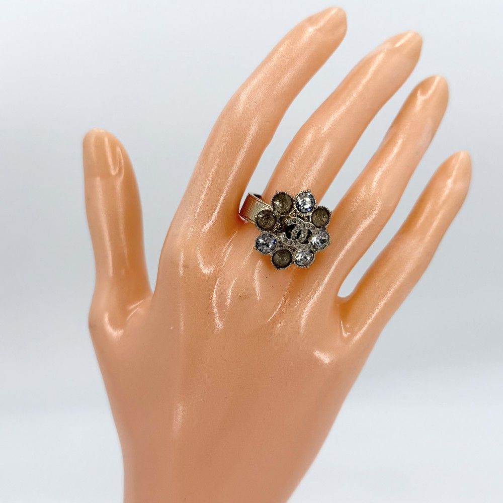 Chanel Ring CC Logo Rhinestone — view 2