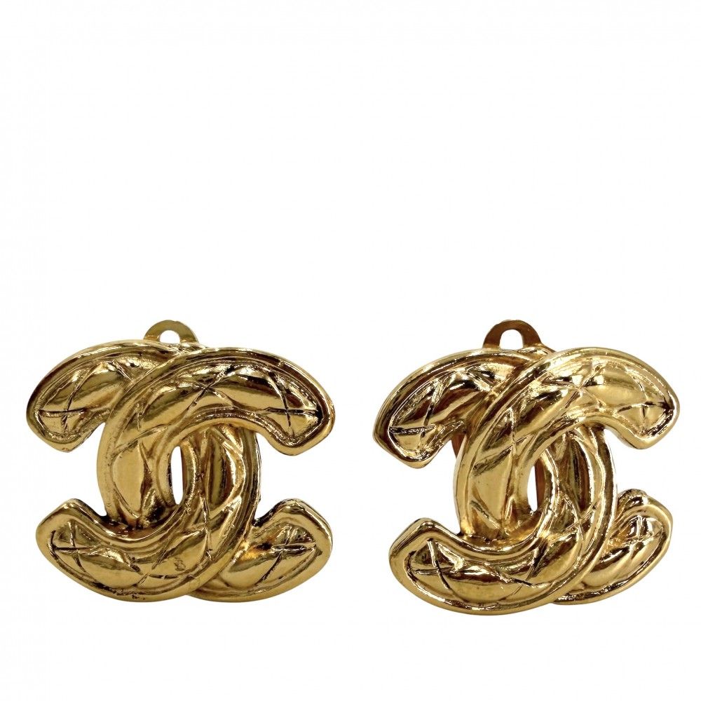 Chanel Earrings CC Logo Quilted Vintage Gold Plated