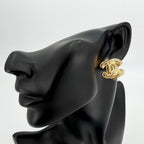 Chanel Earrings CC Logo Quilted Vintage Gold Plated — view 2