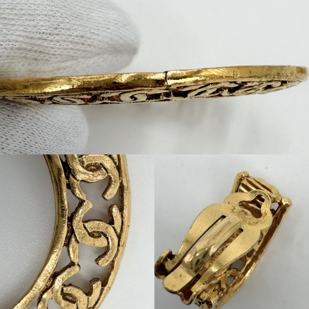 Chanel Earrings CC Logo Vintage Round 2 5 Gold — view 5