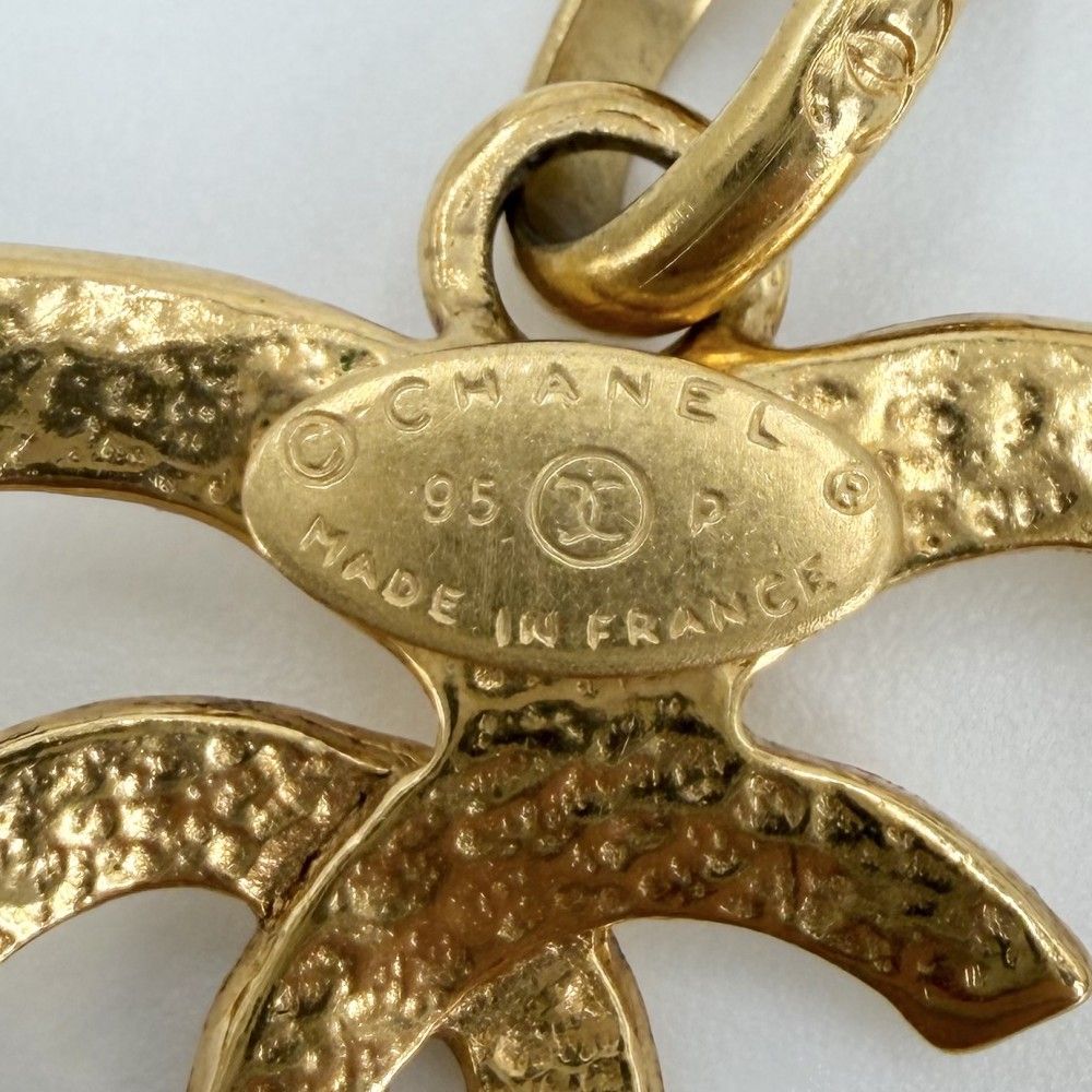 Chanel Necklace CC Logo Heart Vintage Chain Gold Plated — view 4
