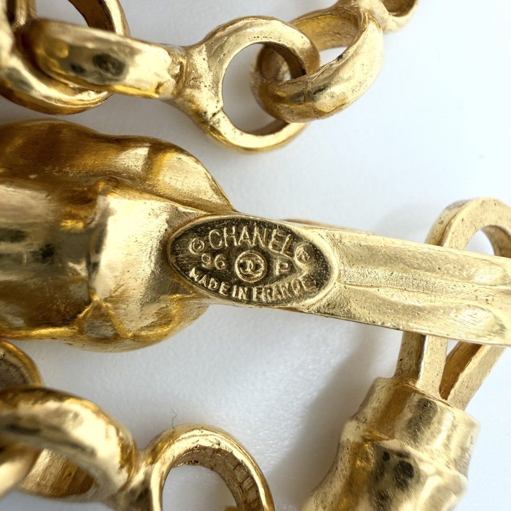 Chanel Necklace Long Pendant Loupe CC Logo Vintage — view 3