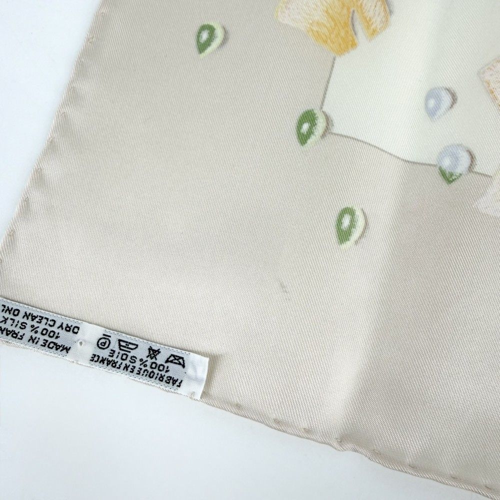 Hermes Scarf Carre 90 la Rosee Rose Drop Carres Silk Ivory — view 6