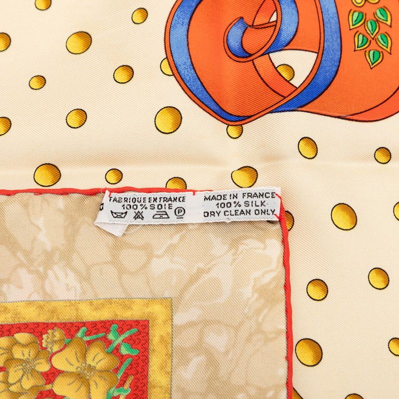 Hermes Carre 90 Carpe Diem Enjoy Every Day Sun Moon and Stars Scarf Oversized — view 8