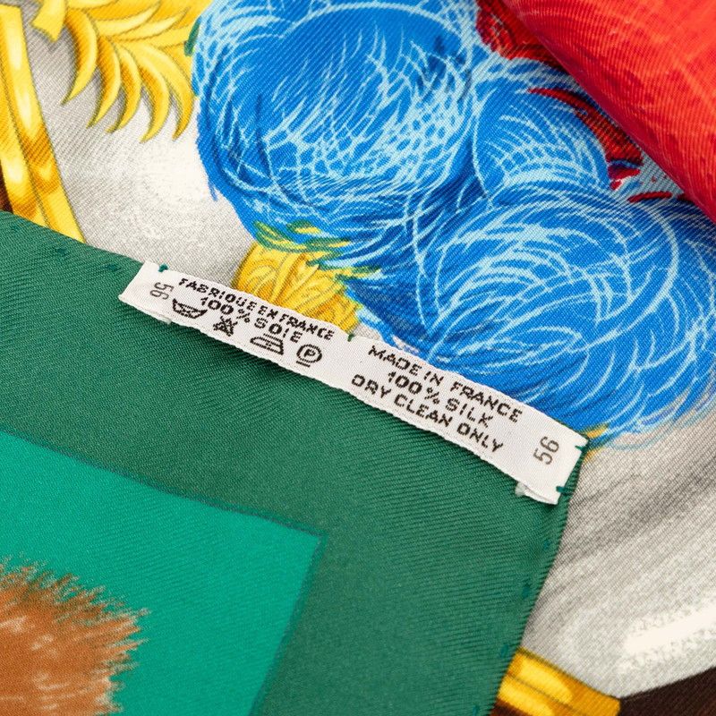 Hermes Carre 90 Casques Et Plumets Faceless Helmet Scarf Oversized Green — view 8