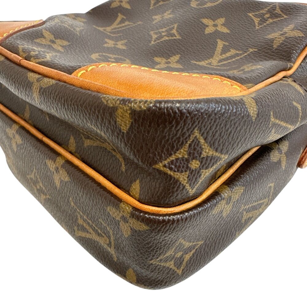 Louis Vuitton Pochette Crossbody Amazon Monogram Shoulder — view 5