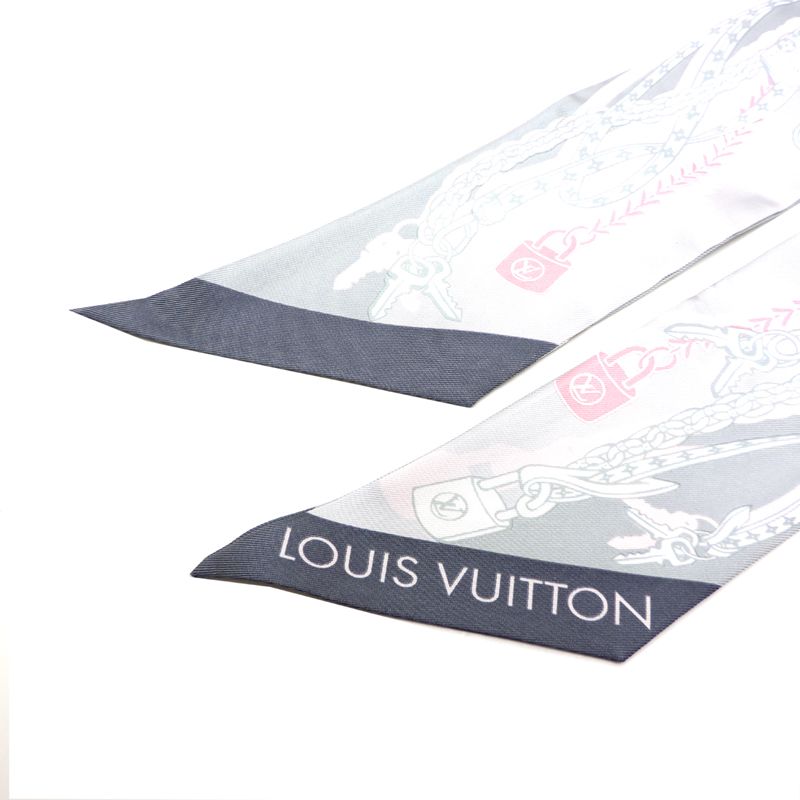 Louis Vuitton Scarf Gray — view 6