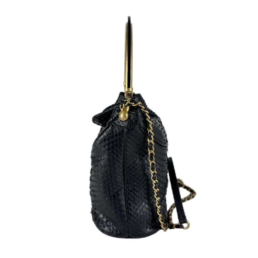 Chanel Shoulder Bag Black — view 2