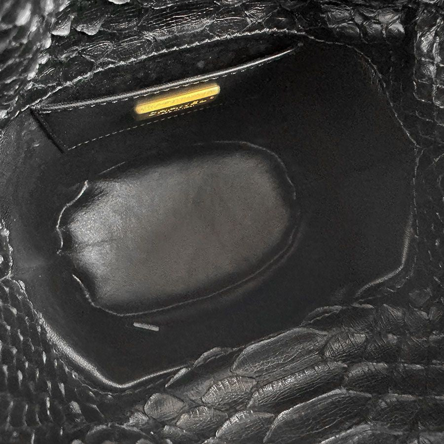 Chanel Shoulder Bag Black — view 5
