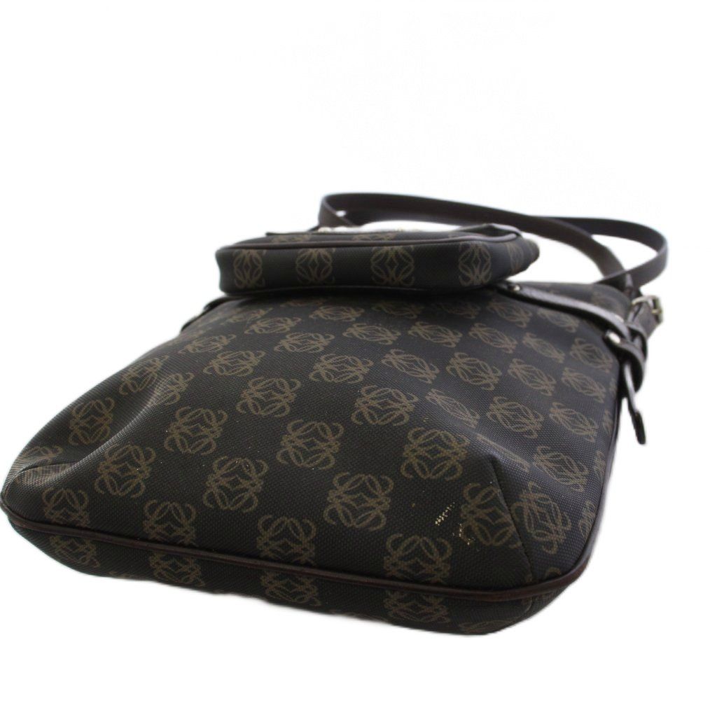 Loewe Pockets Shoulder Bag All Over Pattern Brown — view 4