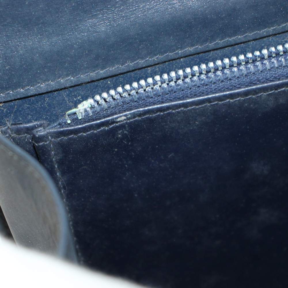 Gucci GG Supreme Interlocking Shoulder Bag Leather White Navy — view 8