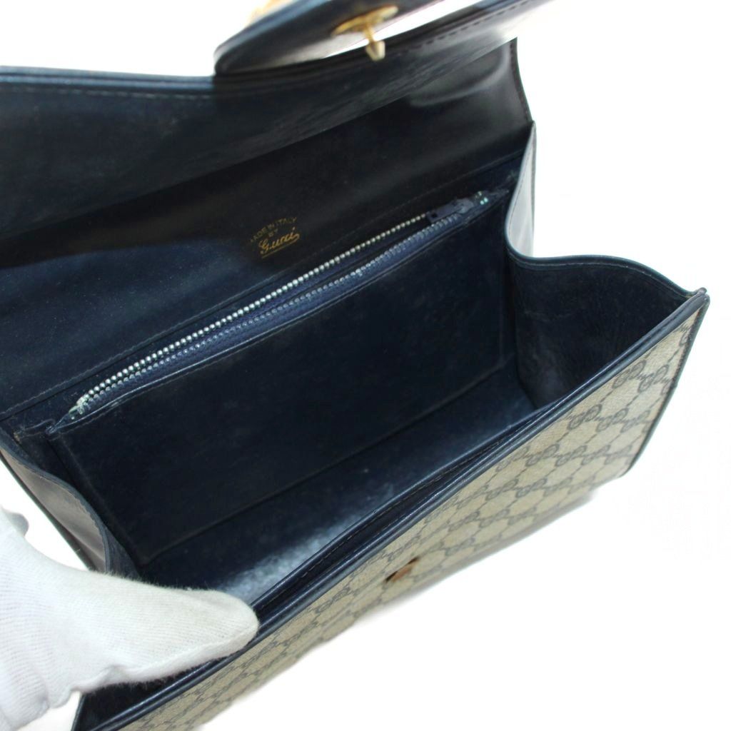 Gucci GG Supreme Interlocking Shoulder Bag Leather White Navy — view 7