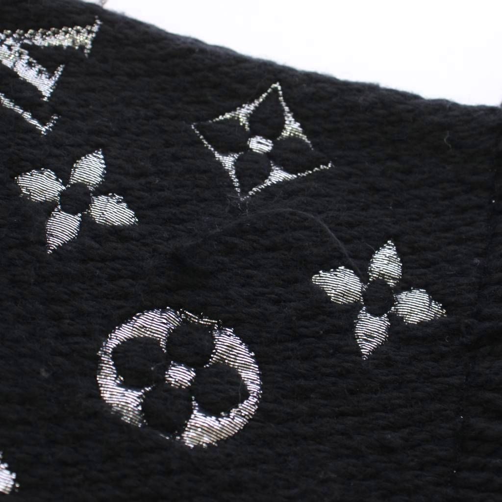 Louis Vuitton Echarpe Logo Mania Shine Monogram Scarf Black Silver TK — view 3