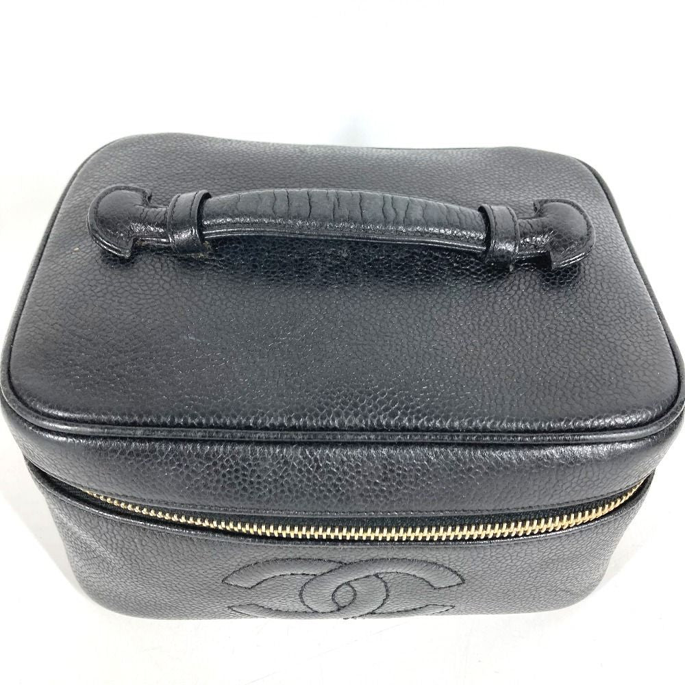 Chanel Handbag CC Logo — view 2