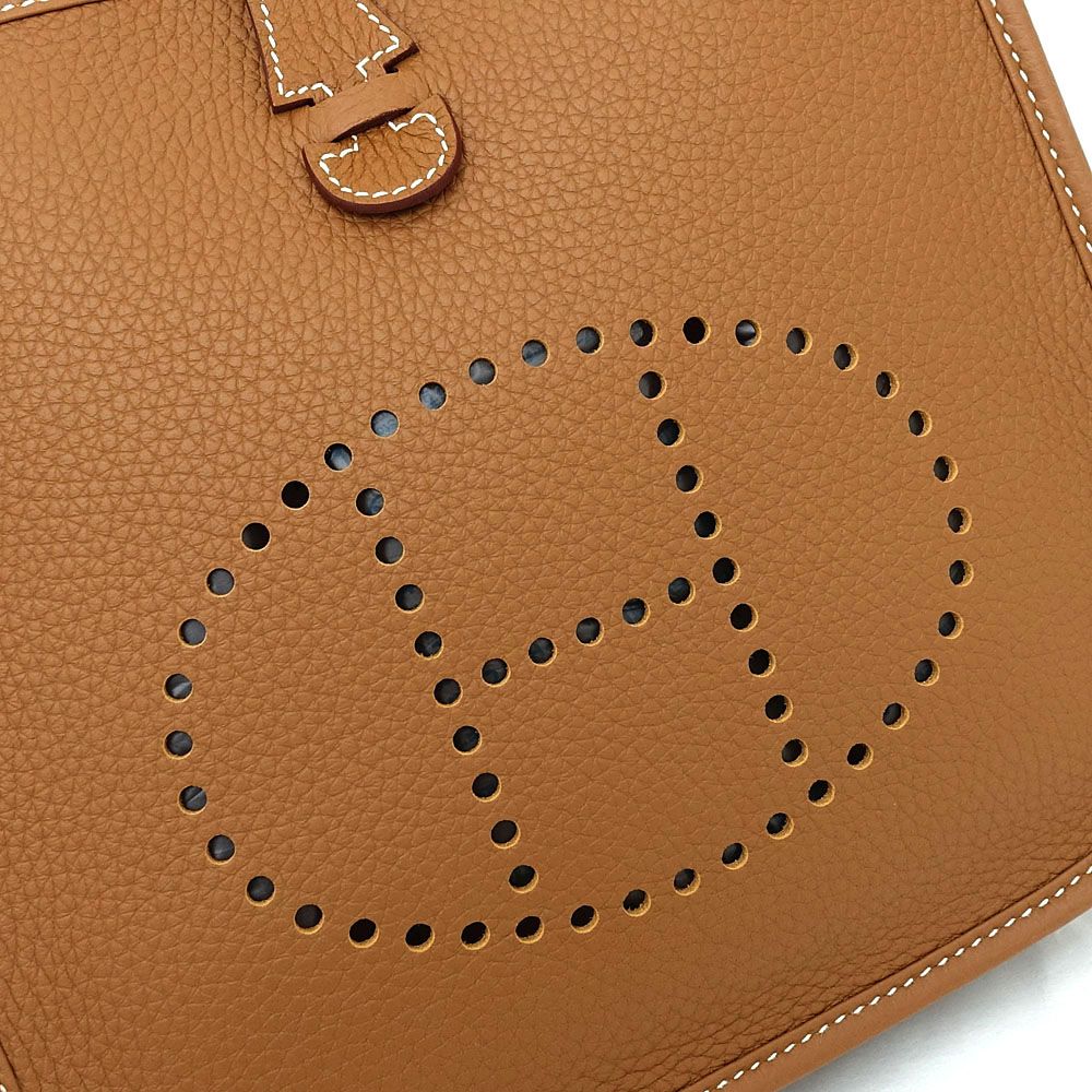 Hermes Bag Evelyne 3 23 Gold GD Taurillon Clemence — view 2