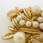 Dior Faux Pearl Brooch Ribbon Gold Plated — view 3