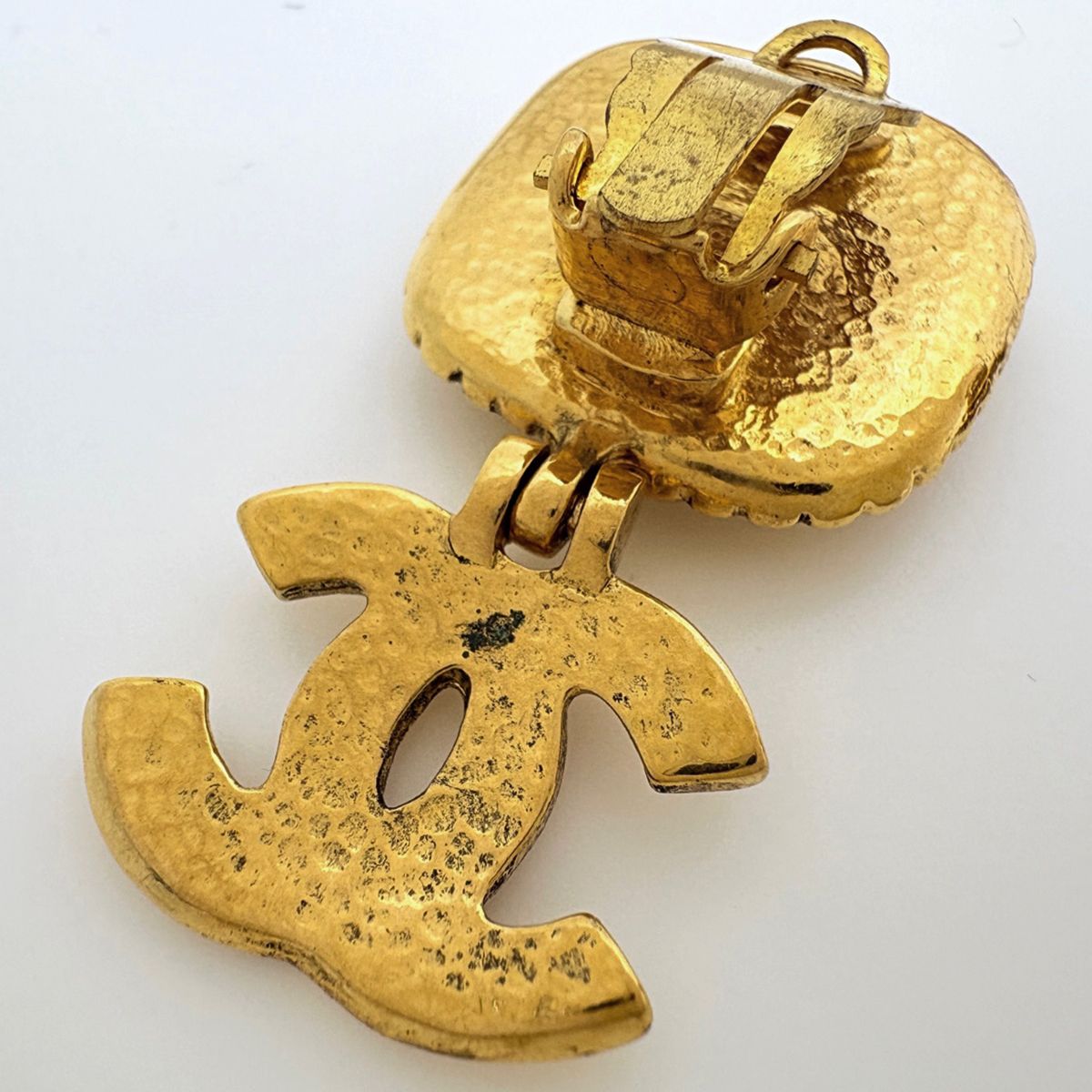 Chanel CC Logo Color Stone Earrings Swing Gripoix Gold Plated — view 4