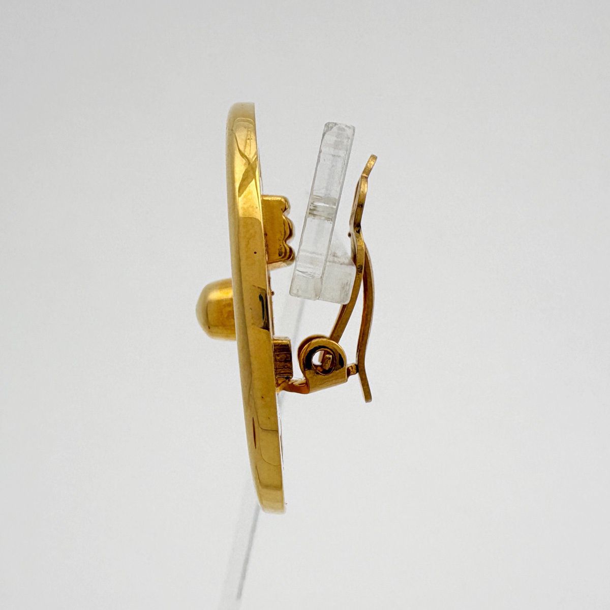 Chanel CC Logo Round Earrings Turnlock Gold Plated — view 2