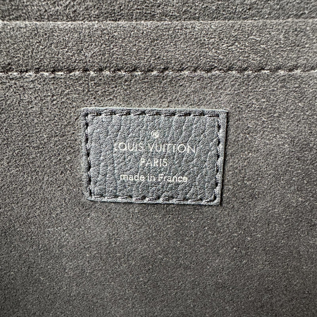 Louis Vuitton Clutch Taurillon Leather Pochette Jour — view 8