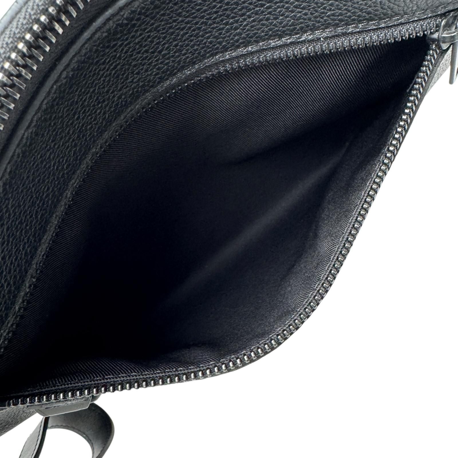 Louis Vuitton Aerogram Pochette — view 7