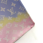 Louis Vuitton LV Escal On The Go GM Monogram Giant Leather Multicolor Light — view 7