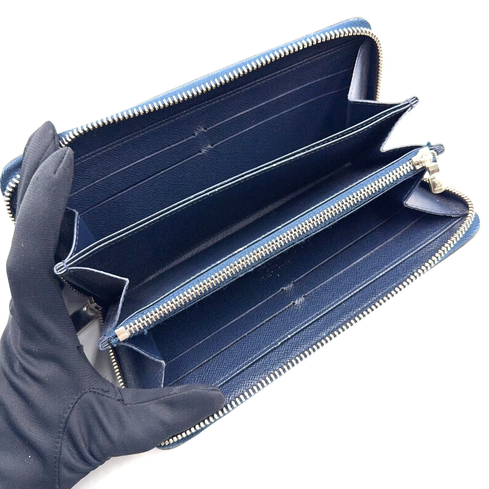 Louis Vuitton Zippy Wallet Epi Leather Blue Zip Around Silver — view 3