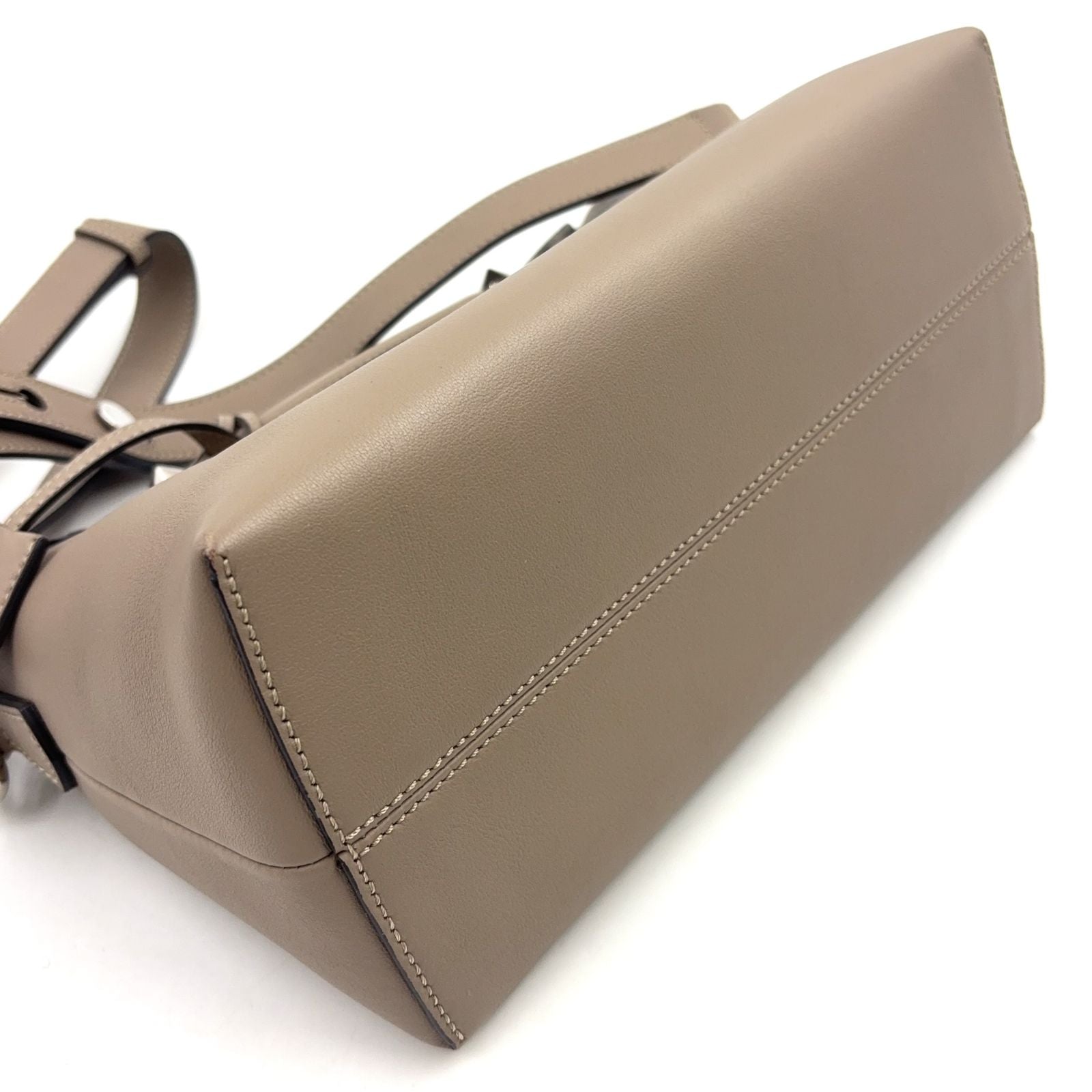 Fendi by the Way 2-Way Shoulder Leather Beige Handbag Silver — view 5