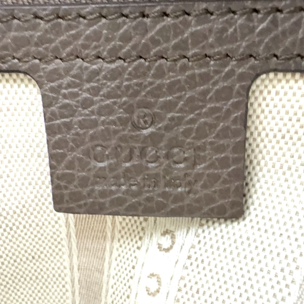 Gucci Dara Interlocking 2-Way Shoulder Leather Gray Handbag Silver — view 4