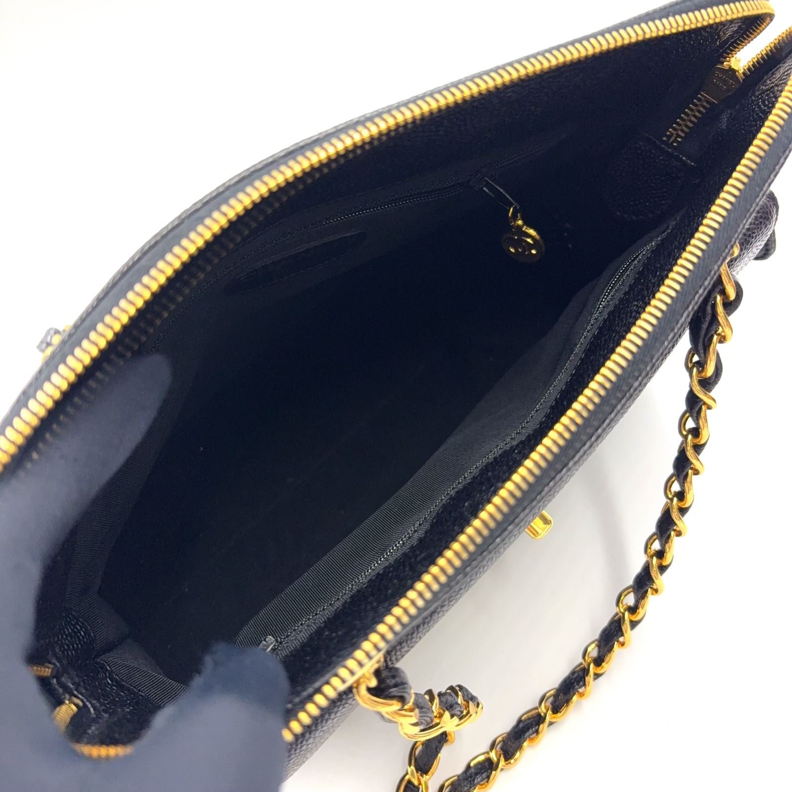 Chanel Caviar Leather CC Logo Black Chain Shoulder Bag Gold — view 3