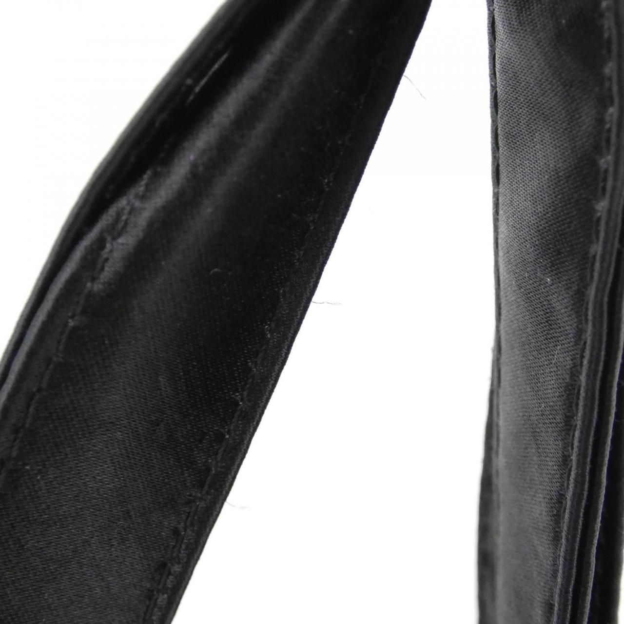 Chanel Bag Handbag Black — view 7