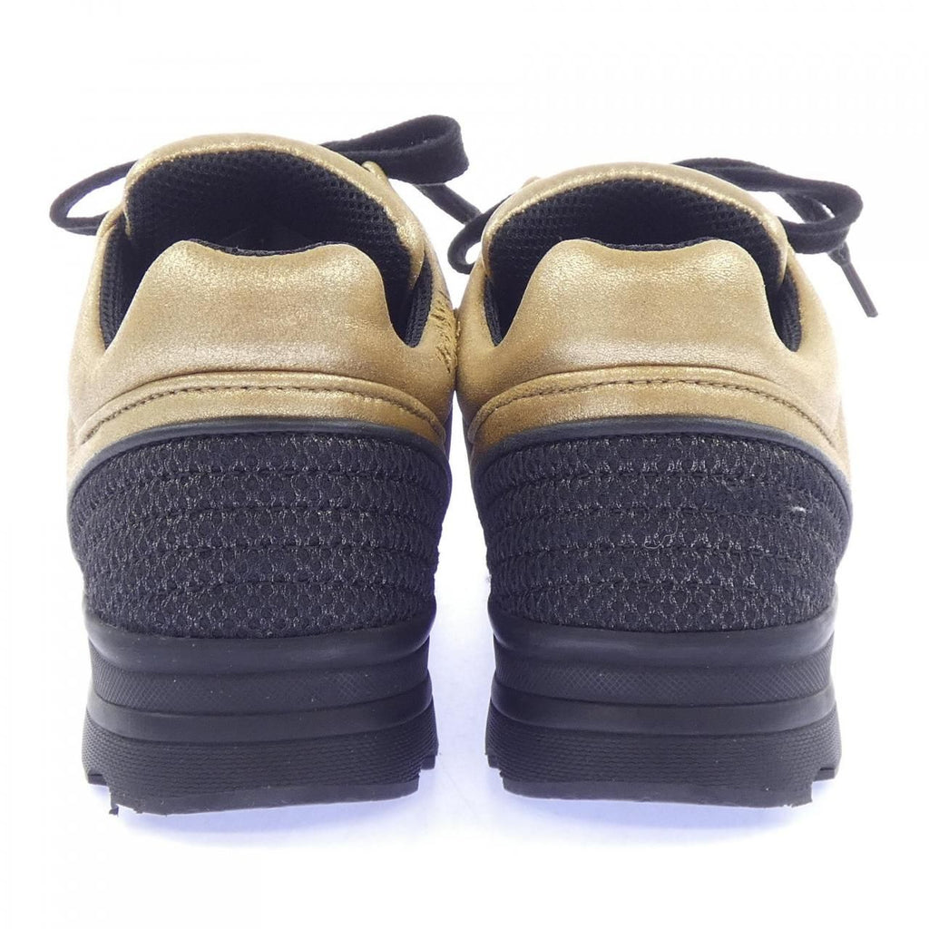Chanel Sneakers Gold — view 5