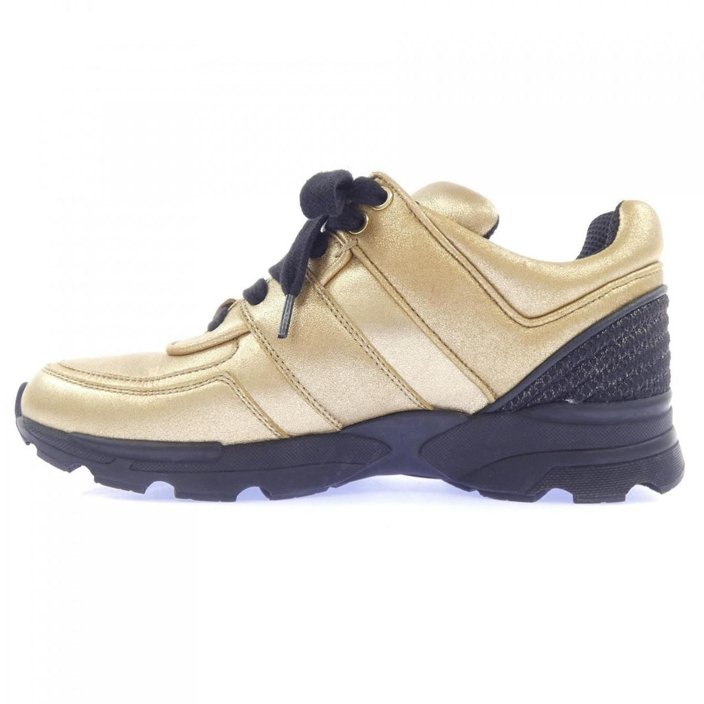 Chanel Sneakers Gold — view 2