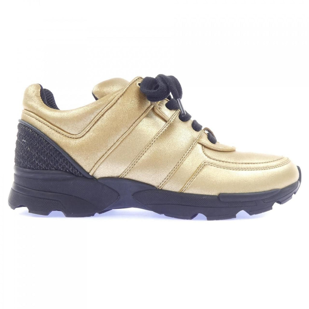 Chanel Sneakers Gold