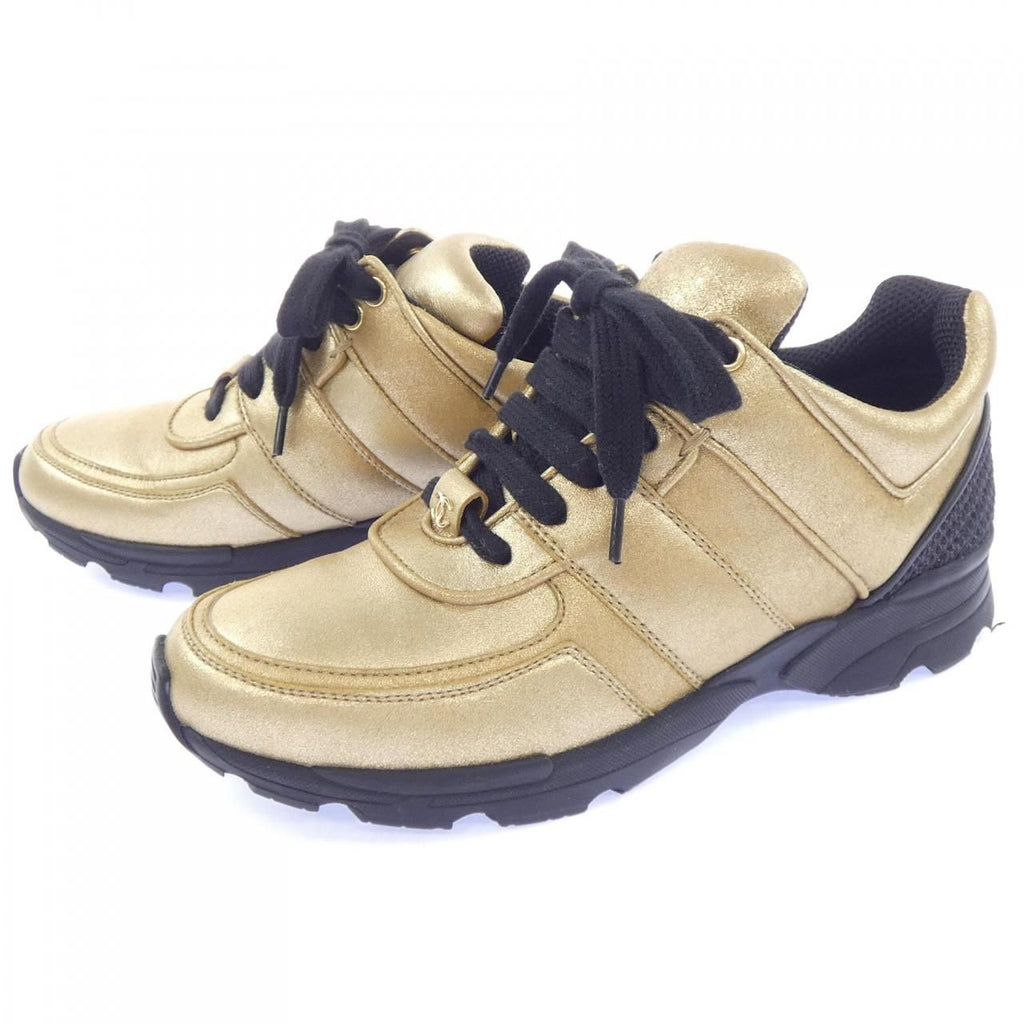 Chanel Sneakers Gold — view 3