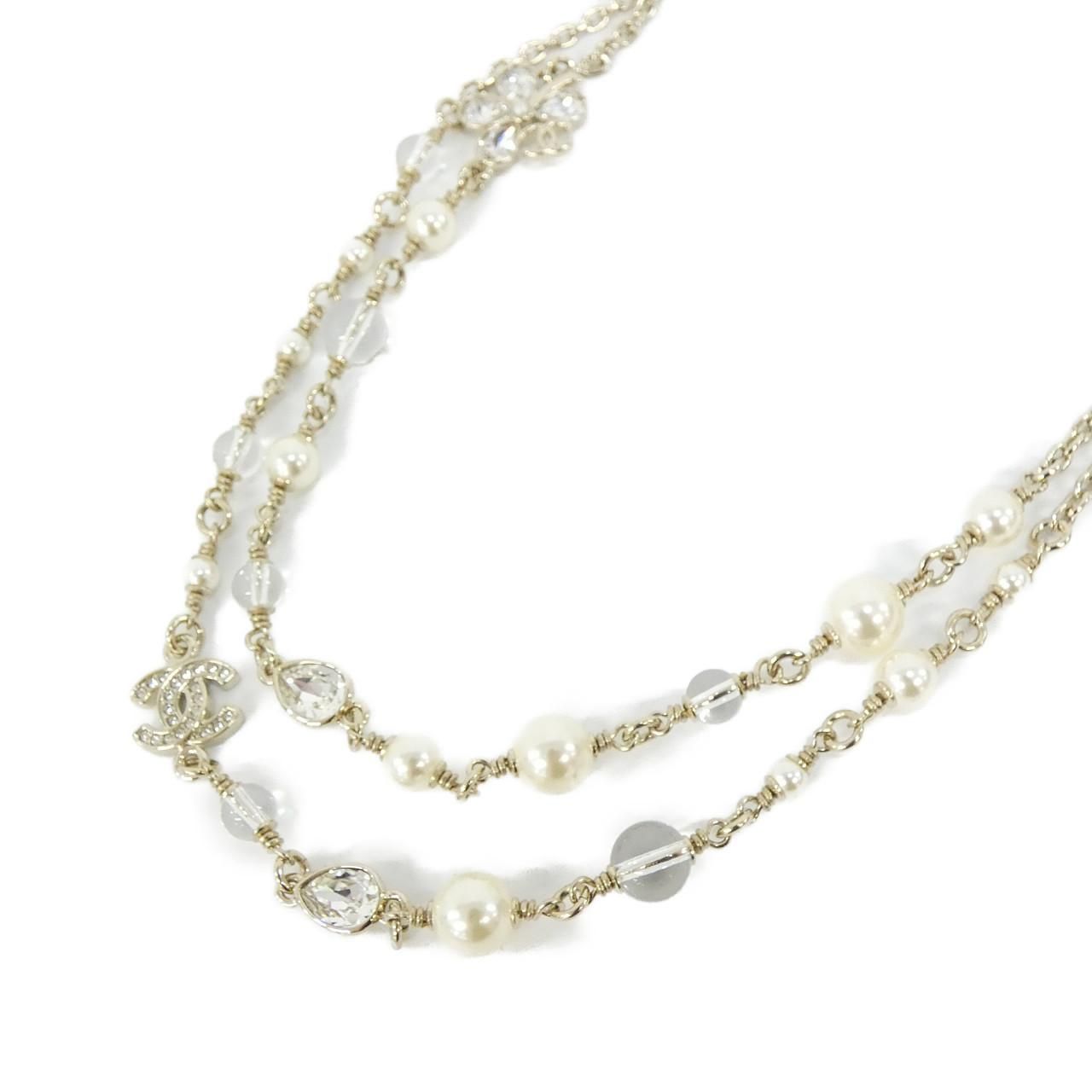 Chanel Necklace Gold